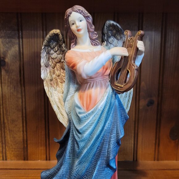 Grandeur Noel Porcelain Angel Set of 2 Holiday Figurines - Picture 7 of 10